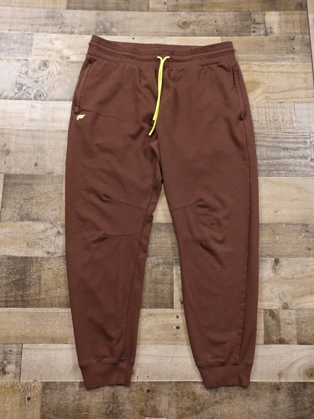 Fabletics The Go-To Jogger Men's XL Brown Athletic Sweatpants